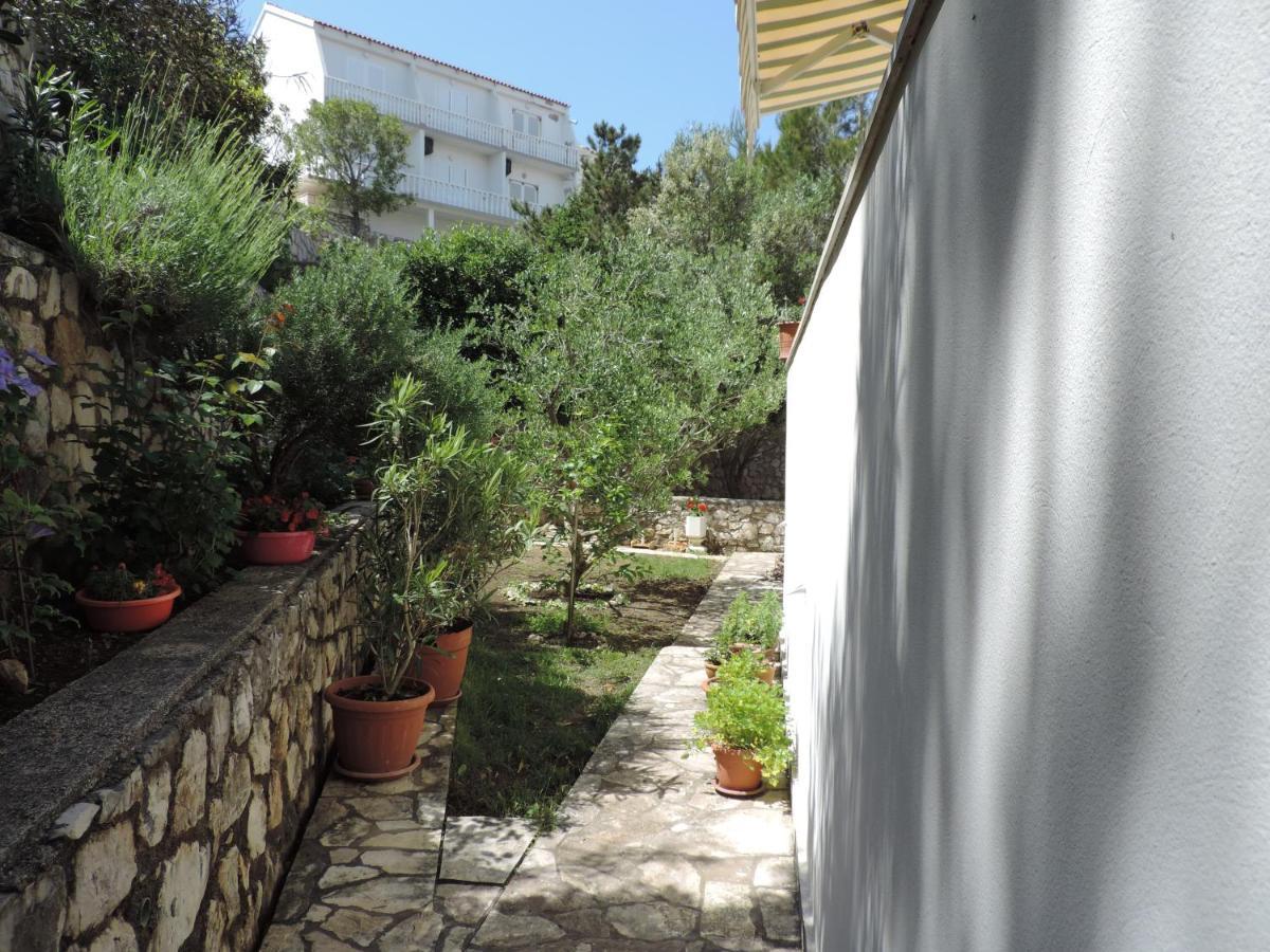 Apartmani Lavanda Pag Town Exterior foto