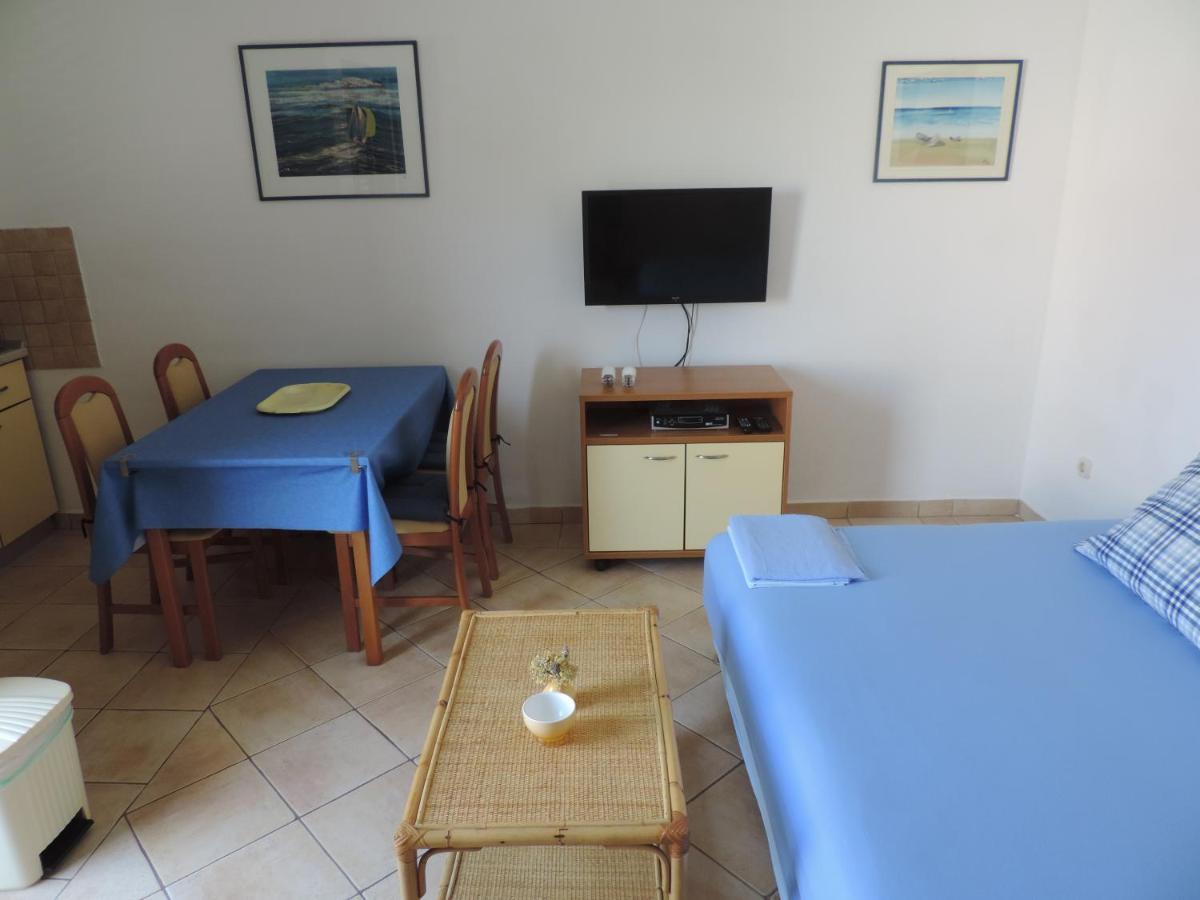 Apartmani Lavanda Pag Town Cameră foto